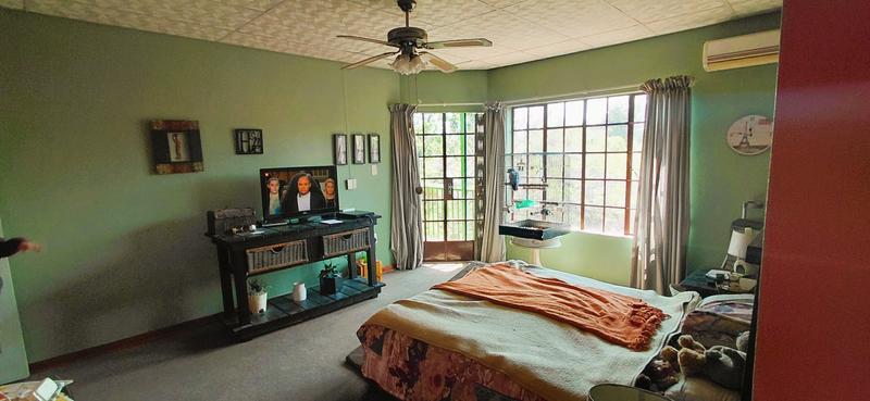3 Bedroom Property for Sale in Pentagon Park Free State